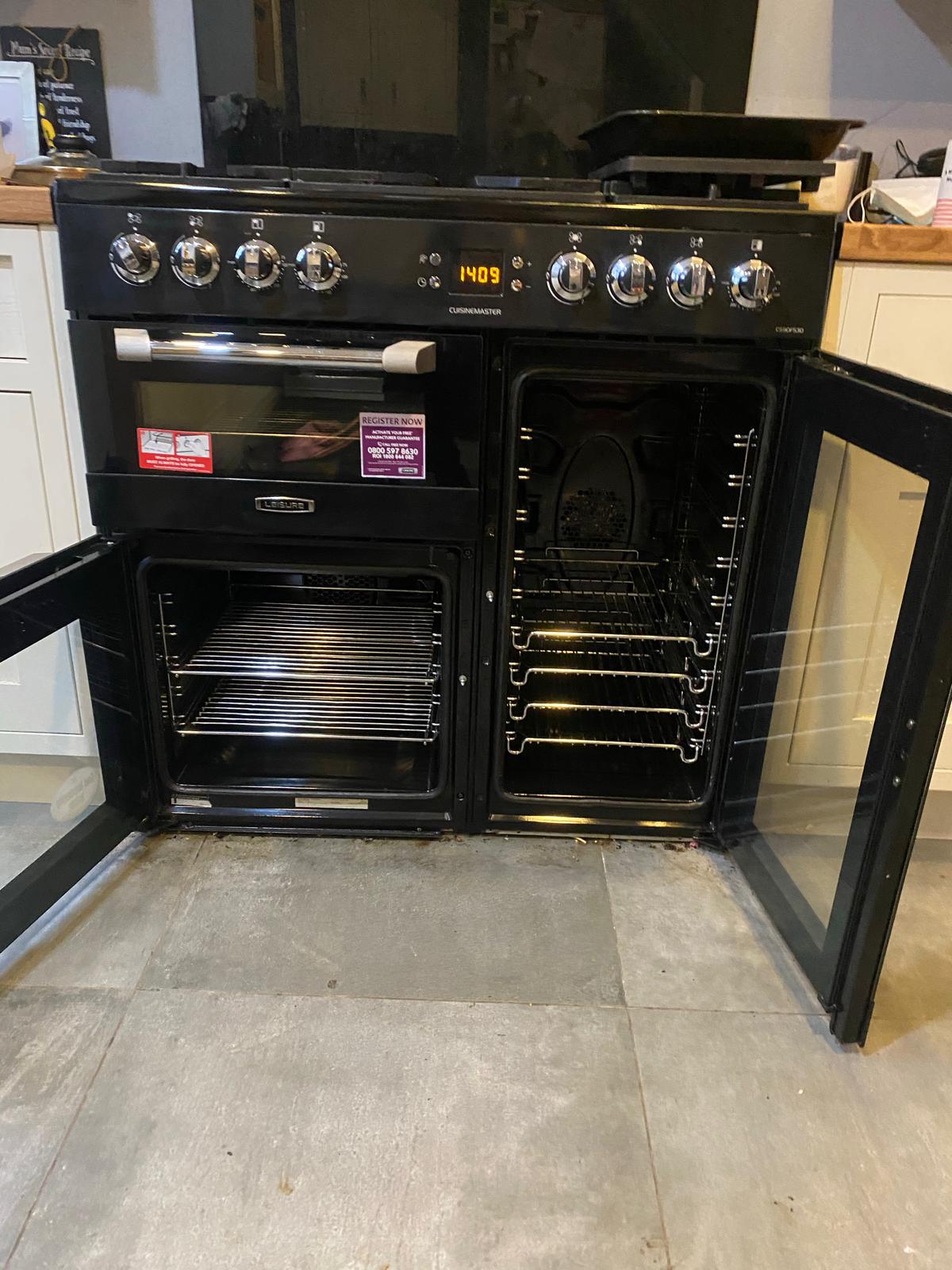 Oven Cleaners | Herts Carpet Care